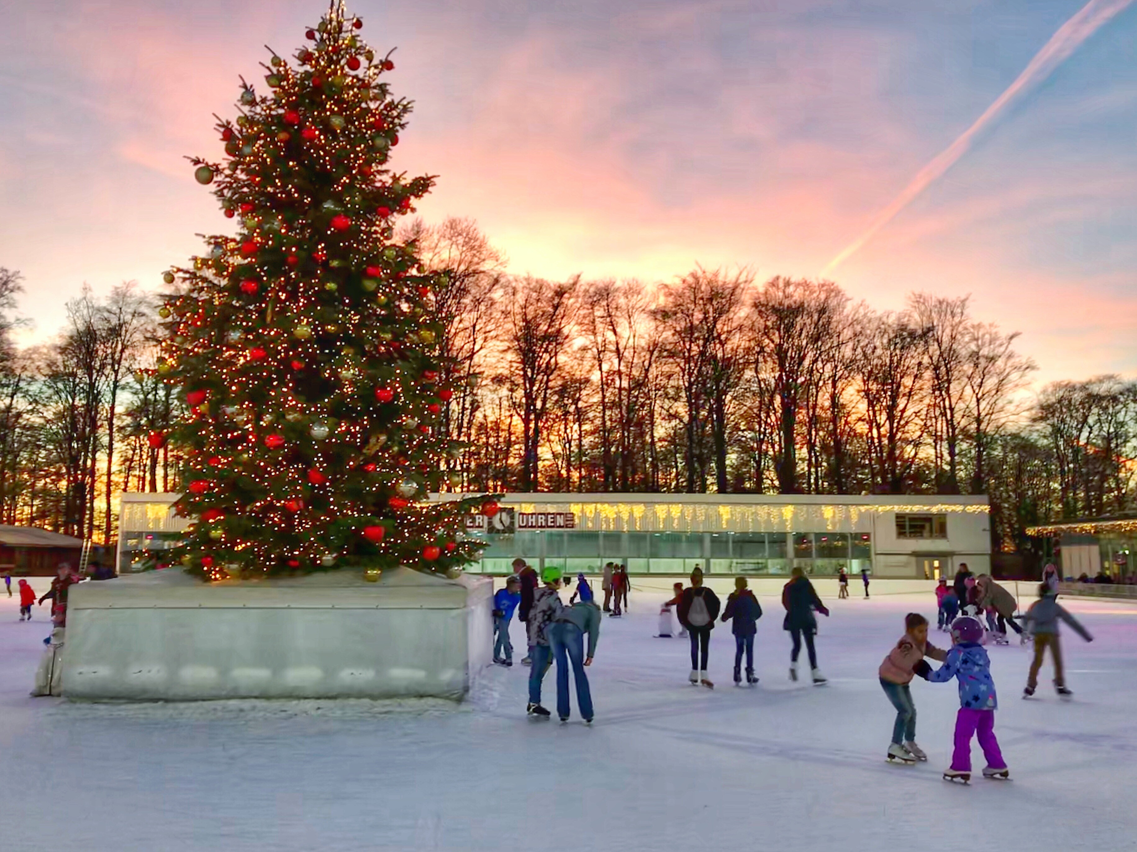 Dolder Kunsteisbahn & Kino - Schöb Events